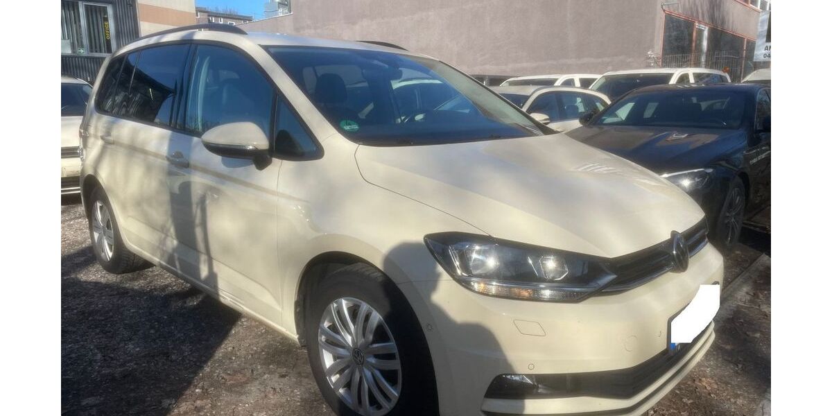 VW Touran 184.000 km 12.250 &euro; Hamburg 20537