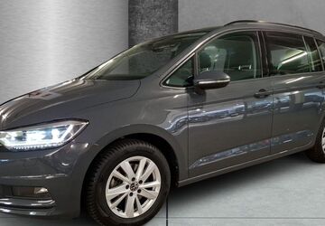 VW Touran 30.818 km 26.940 &euro; Hamburg 22047