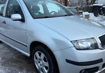 Skoda Fabia 185.564 km 1.990 &euro; Hamburg 22179