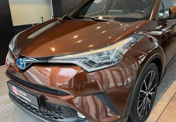 Toyota C-HR 93.500 km 17.990 &euro; Hamburg 22547