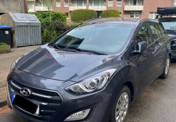 Hyundai i30 100.444 km 7.450 &euro; Bargteheide 22941