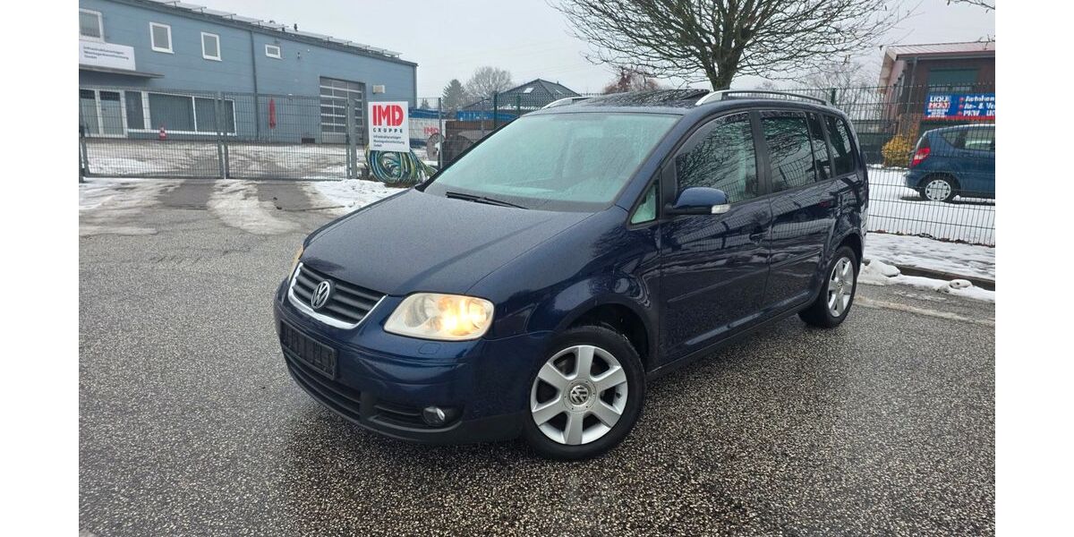 VW Touran 330.000 km 3.499 &euro; HENSTEDT ULZBURG 24558