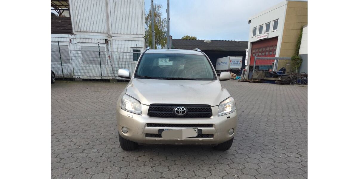 Toyota RAV 4 280.000 km 4.299 &euro; Hamburg 22113