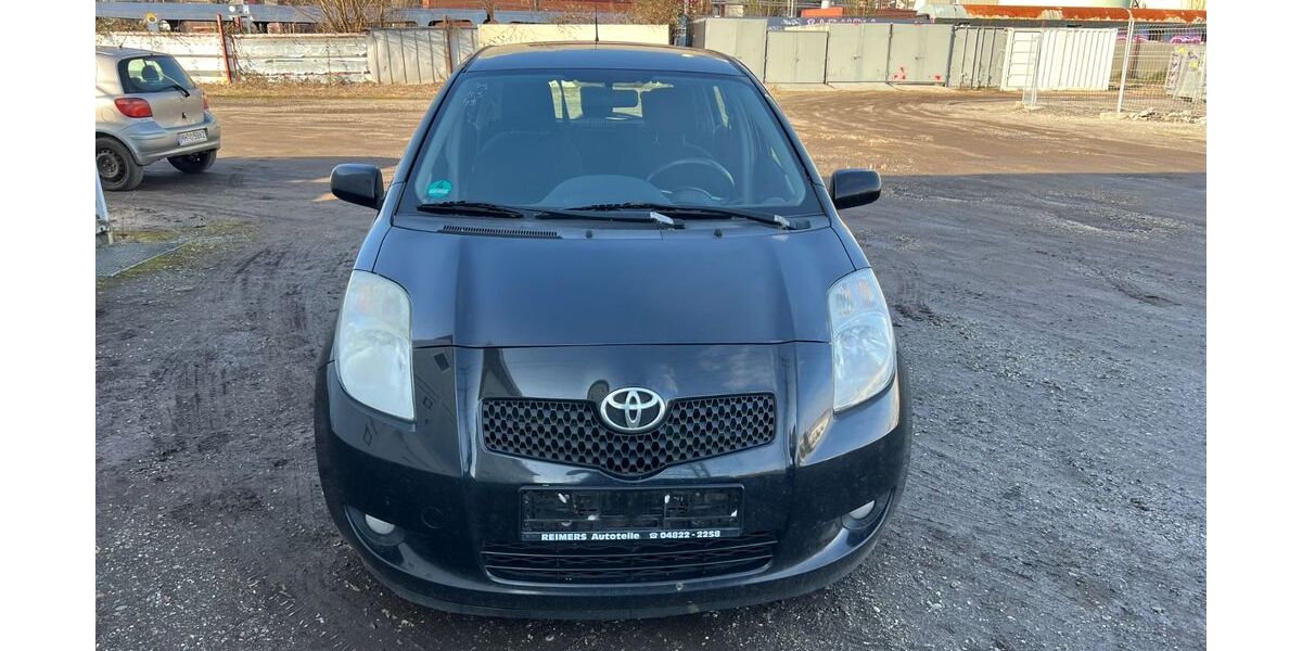 Toyota Yaris 421.235 km 1.500 &euro; Hamburg 22113