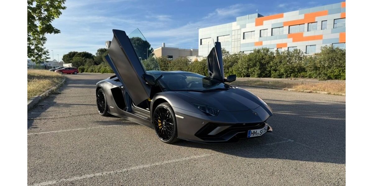 Lamborghini Aventador 19.800 km 390.000 &euro; Hamburg 22179