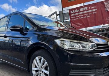 VW Touran 143.931 km 14.500 &euro; Hamburg 22043