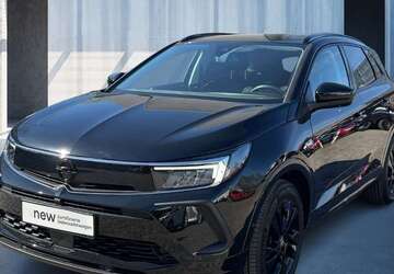 Opel Grandland X 30.882 km 21.990 &euro; Hamburg 20537