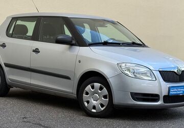 Skoda Fabia 102.692 km 4.690 &euro; Hamburg 20537