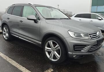 VW Touareg 161.500 km 24.990 &euro; Hamburg 22047