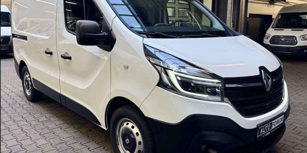 Renault Trafic 48.692 km 22.990 &euro; Geesthacht bei Hamburg 21502