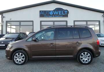 VW Touran 262.863 km 5.990 &euro; Beckdorf 21643