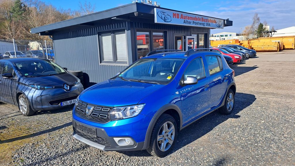 Dacia Sandero 92.000 km 7.600 &euro; Buxtehude 21614