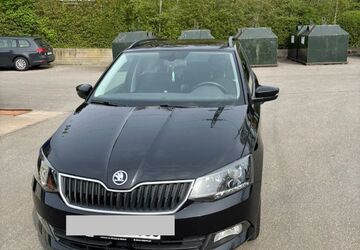 Skoda Fabia 103.500 km 8.500 &euro; Hamburg 22309