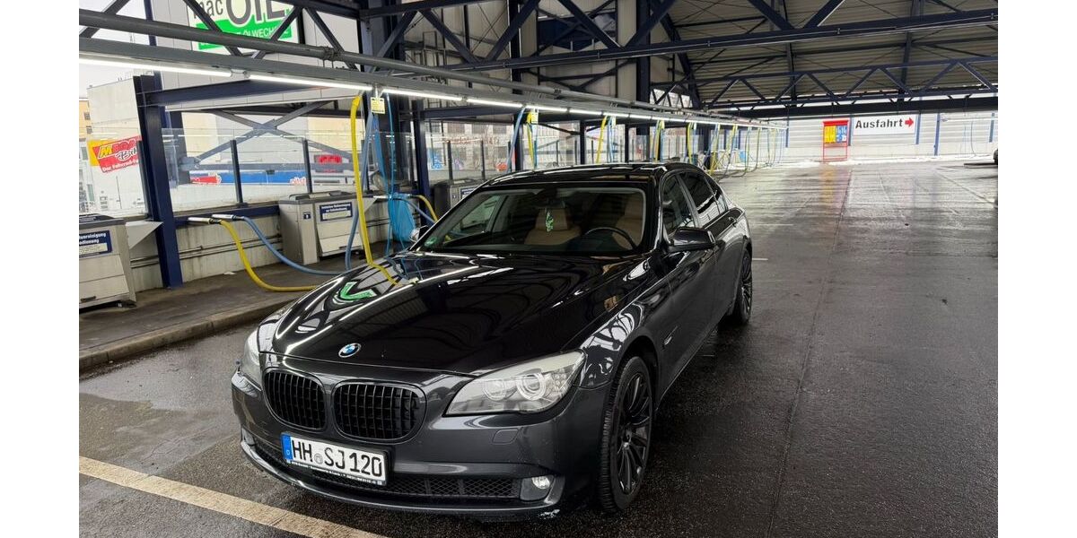 BMW 730 216.429 km 12.900 &euro; Hamburg 22589