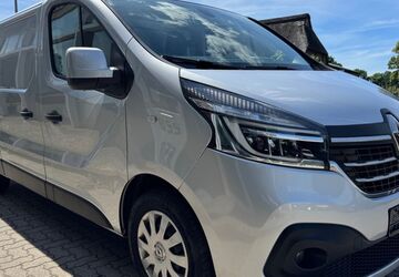 Renault Trafic 52.457 km 17.800 &euro; Hamburg-Norderstedt 22851