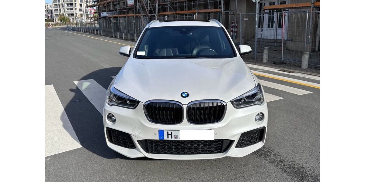 BMW X1 203.000 km 16.990 &euro; Pinneberg 25421