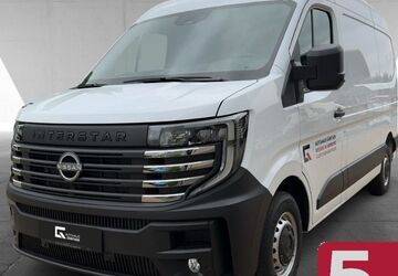 Nissan Interstar 3.333 km 44.444 &euro; Hamburg 20537