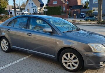 Toyota Avensis 392.000 km 2.400 &euro; Hamburg 21031