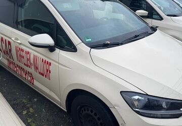 VW Touran 394.000 km 4.399 &euro; Hamburg 20537