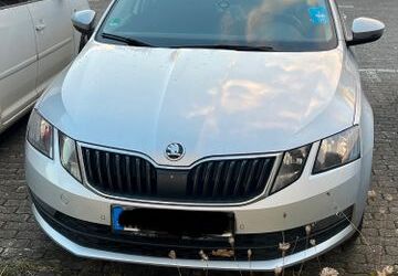 Skoda Octavia 269.380 km 8.500 &euro; Hamburg 22527