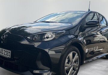 Mazda 2 Hybrid 5.040 km 23.590 &euro; Hamburg 22041