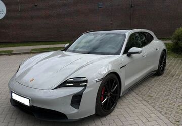 Porsche Taycan 58.000 km 75.000 &euro; Hamburg 22453