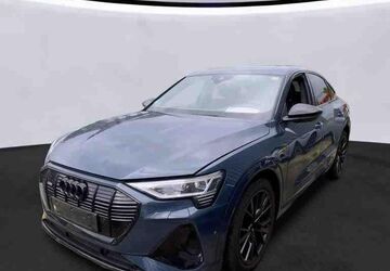 Audi e-tron 39.994 km 35.990 &euro; Hamburg 22047