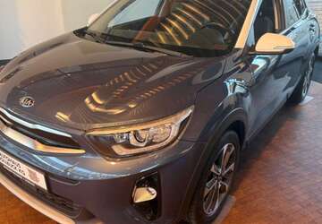Kia Stonic 126.695 km 12.300 &euro; Hamburg 21149