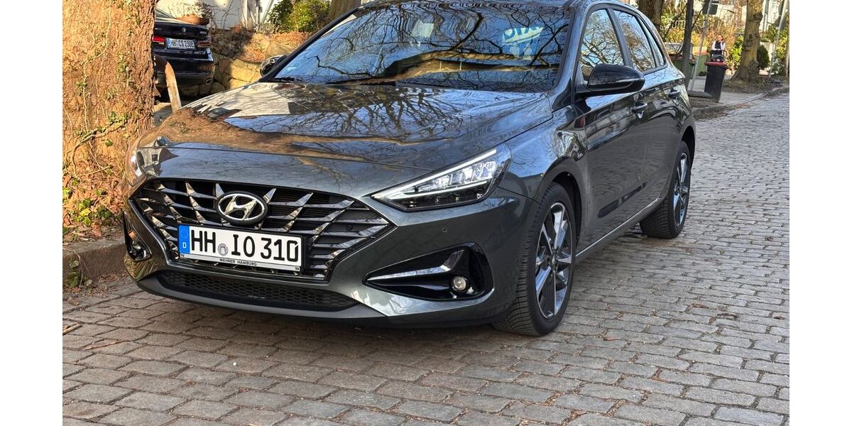 Hyundai i30 14.200 km 17.700 &euro; Hamburg 22299