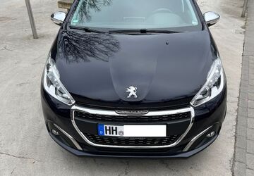 Peugeot 208 42.795 km 9.999 &euro; Hamburg 22301