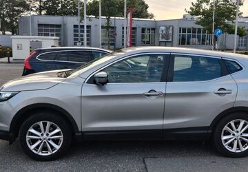 Nissan Qashqai 136.500 km 10.000 &euro; Halstenbek 25469