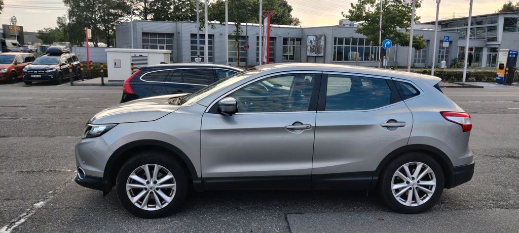 Nissan Qashqai 136.500 km 10.000 &euro; Halstenbek 25469