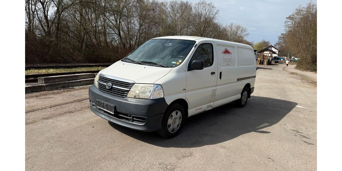 Toyota Hiace 152.860 km 10.300 &euro; HAMBURG 22113