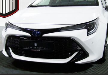 Toyota Corolla 42.214 km 21.988 &euro; Hamburg Stadtteil Horn 22119