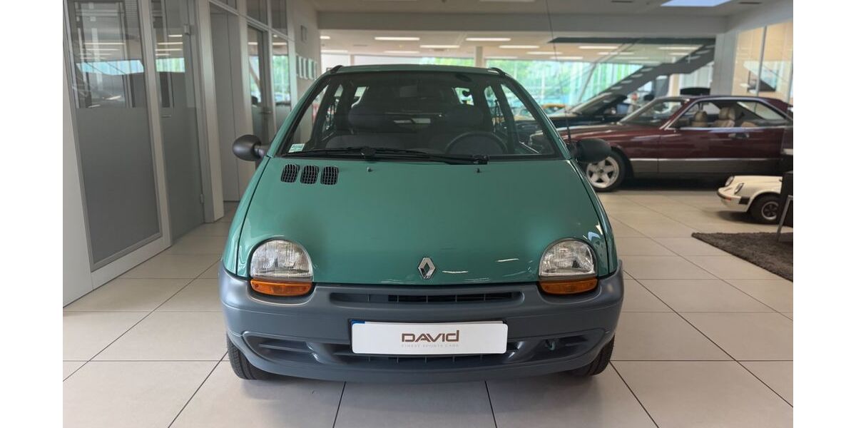 Renault Twingo 175.519 km 9.911 &euro; Hamburg 22047