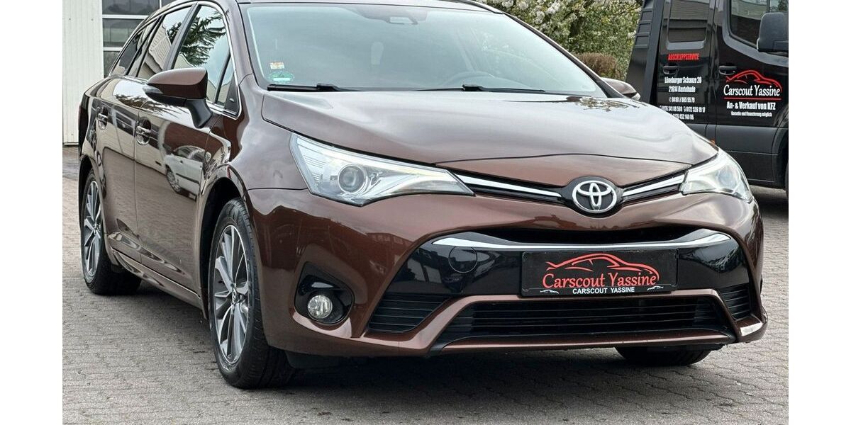 Toyota Avensis 225.000 km 7.990 &euro; Buxtehude 21614