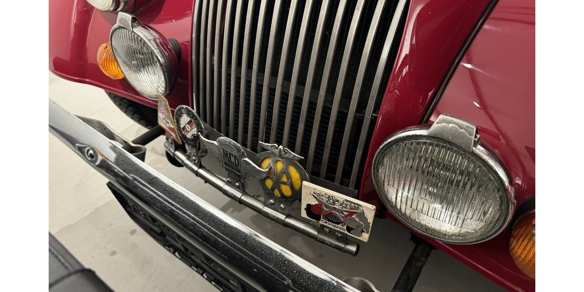 Morgan Plus 8 Früher Achter mit zauberhafter Patina 78.000 km 34.999 &euro; Hamburg 22339