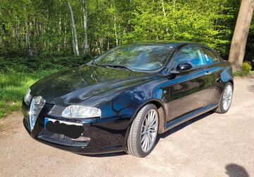 Alfa Romeo GT 205.000 km 11.800 &euro; Wedel 22880