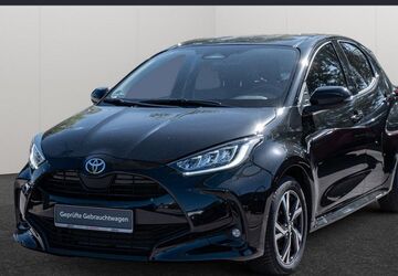 Toyota Yaris 11.515 km 20.990 &euro; Hamburg 22529