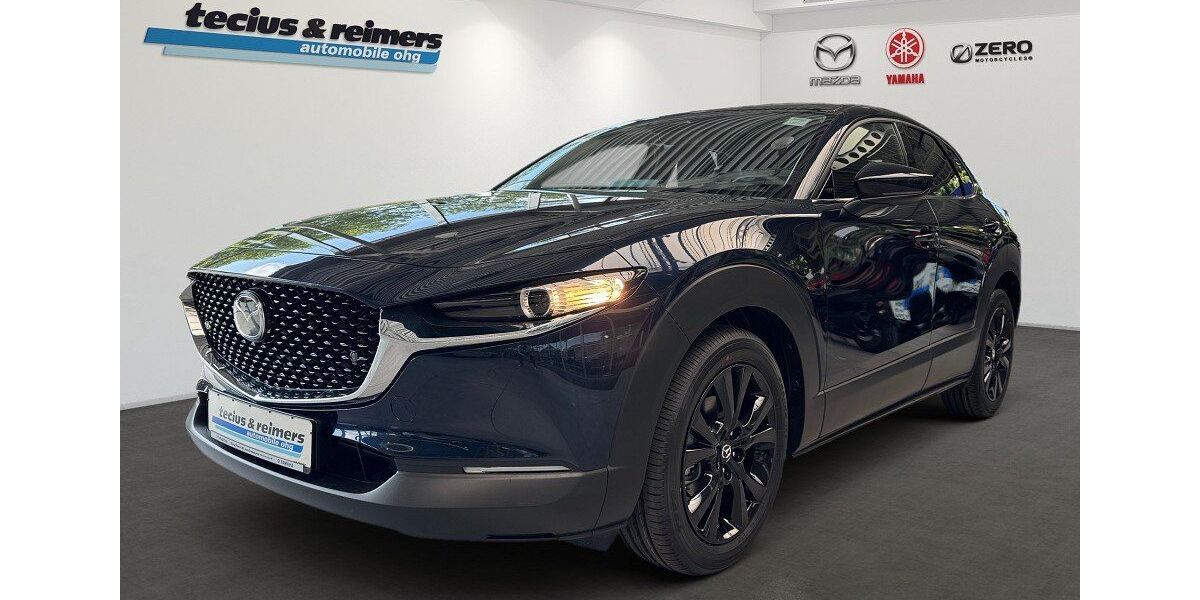 Mazda CX-30 2.367 km 28.585 &euro; Hamburg 22457