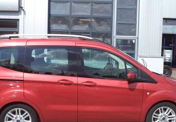 Ford Tourneo Courier 93.064 km 9.990 &euro; Henstedt-Ulzburg 24558