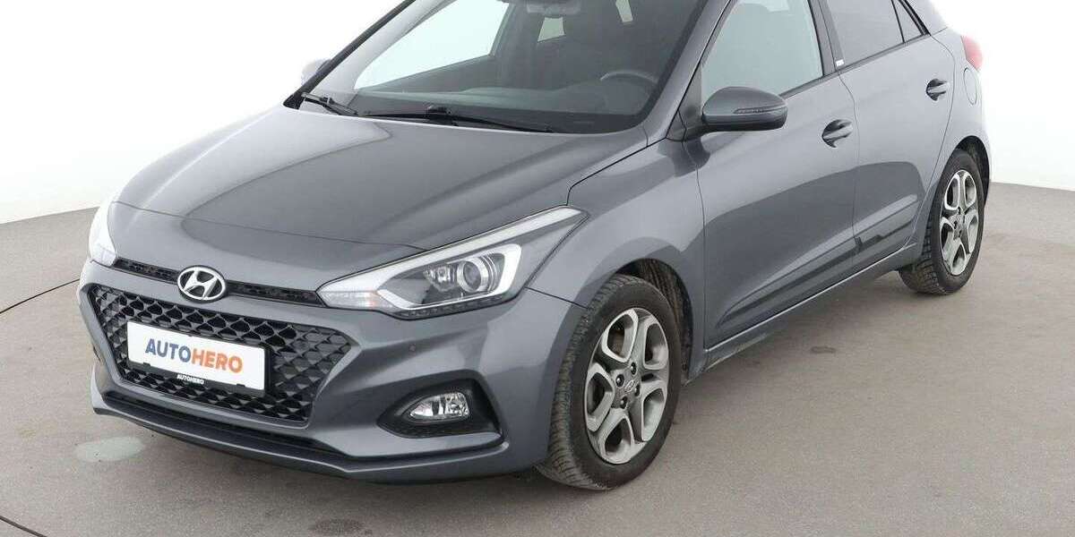 Hyundai i20 18.632 km 14.970 &euro; Hamburg 22529