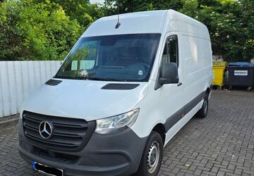 Mercedes-Benz Sprinter 143.638 km 25.300 &euro; Hamburg 22339