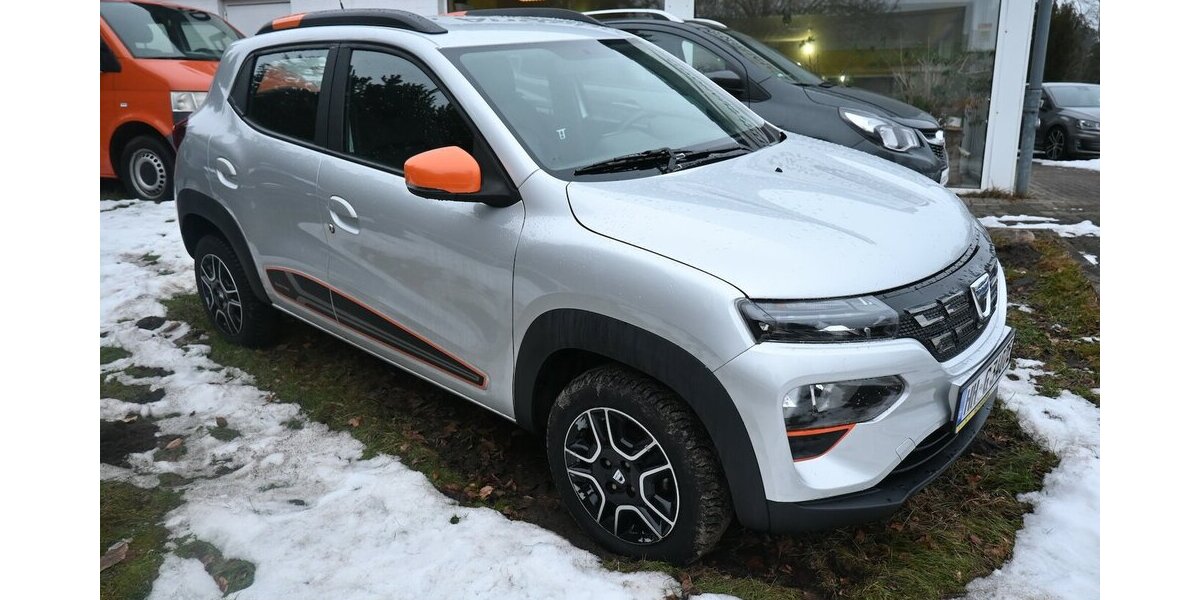 Dacia Spring Electric Comfort Plus* Navi Leder 1.Hand 28.000 km 8.500 &euro; Seevetal - Hittfeld 21218