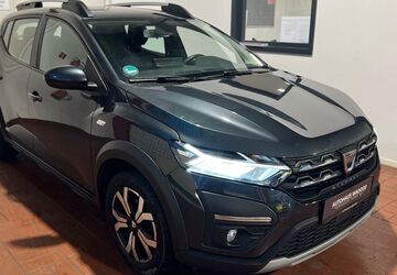 Dacia Sandero 83.055 km 11.999 &euro; Henstedt-Ulzburg (bei Hamburg) 24558