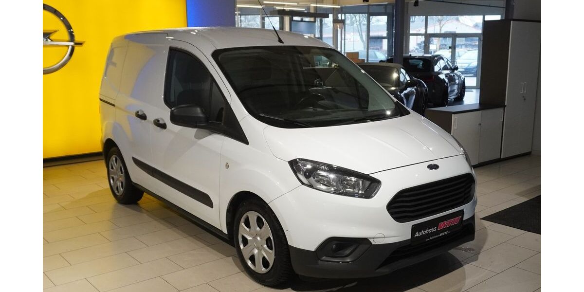 Ford Tourneo Courier 106.375 km 9.490 &euro; Hollenstedt 21279