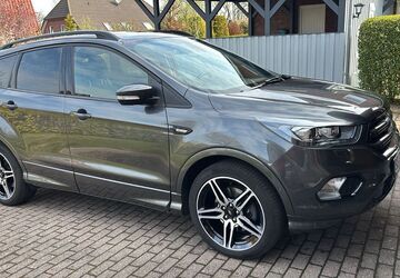 Ford Kuga 95.500 km 16.000 &euro; Wakendorf II 24558