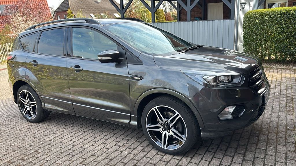 Ford Kuga 95.500 km 16.000 &euro; Wakendorf II 24558