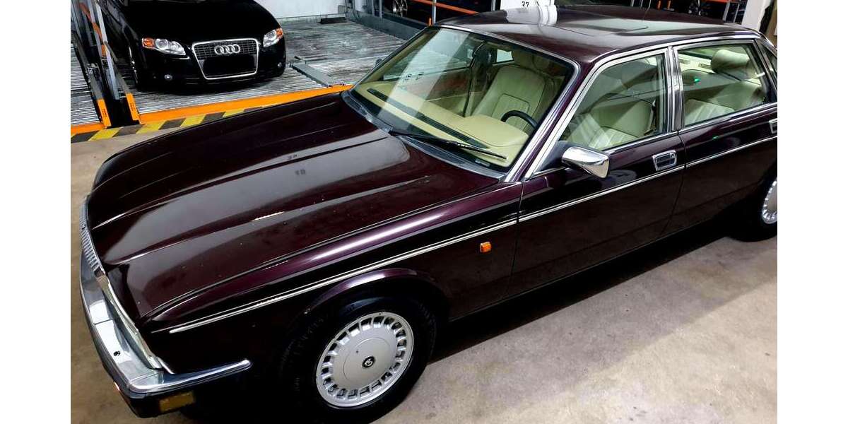 Jaguar Daimler 59.800 km 21.900 &euro; Hamburg 22337