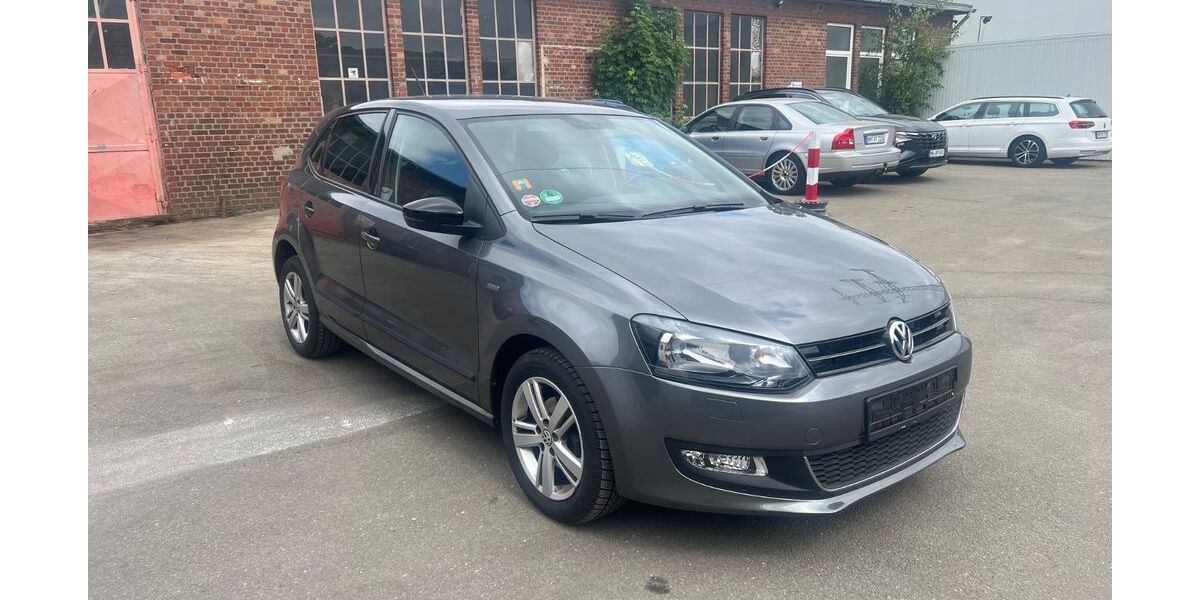 VW Polo 95.000 km 9.390 &euro; hamburg 22047